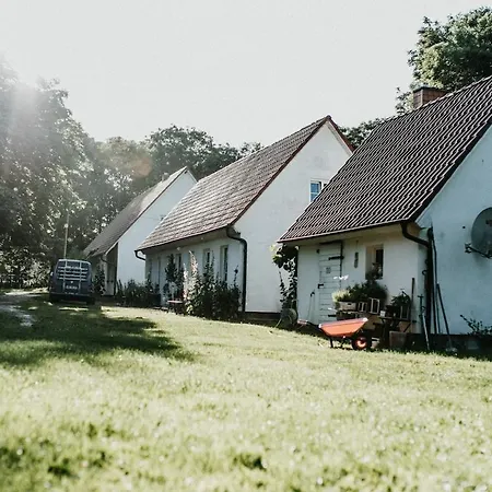 Gutshaus Krimvitz 1 * Putbus