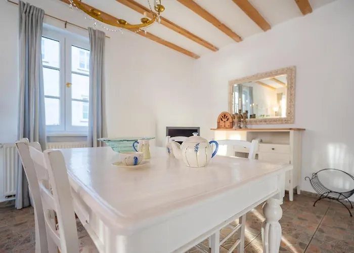 Gutshaus Krimvitz 1 Apartment Putbus